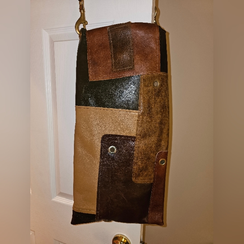 ❌️SOLD❌️ Beautiful Genuine Leather Handbag